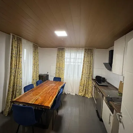 Pearl Retreat - *